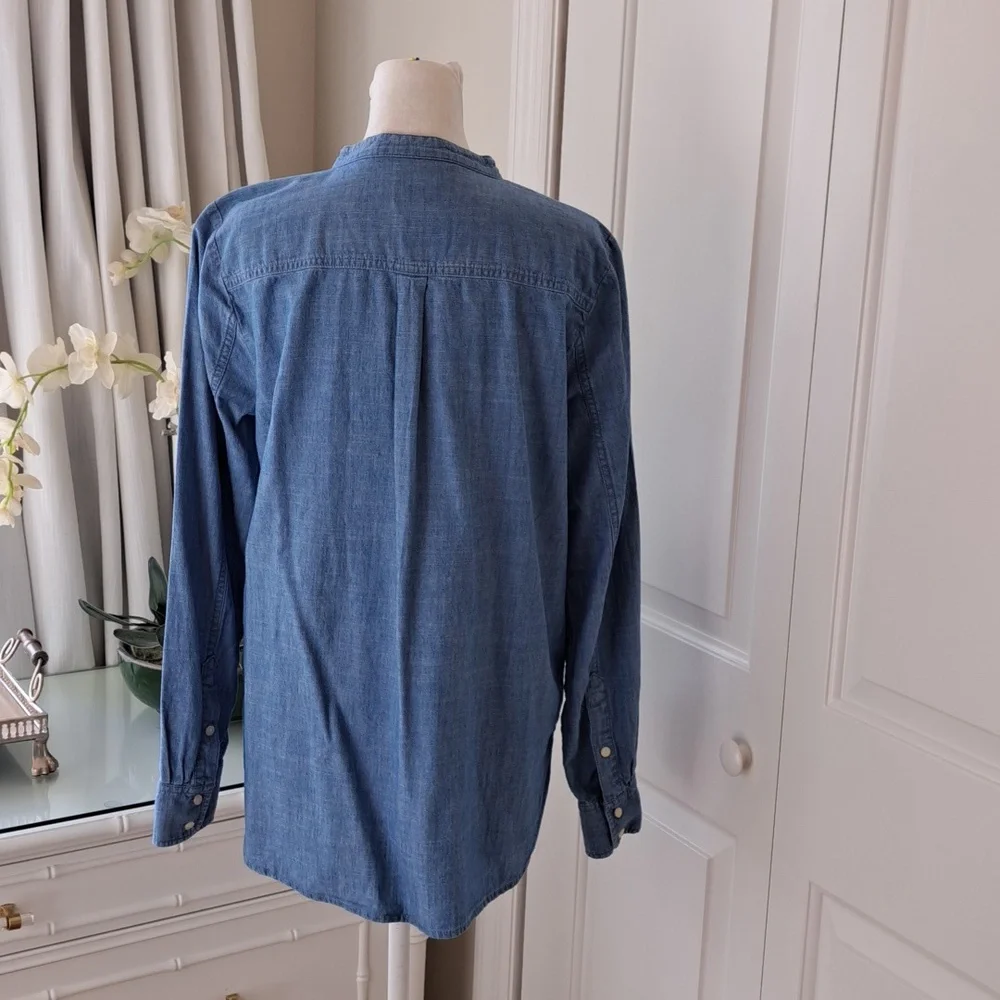 J.Crew Womens Classic Chambray Blue Denim ‎ Pleated Button Front Tunic Shirt S-M